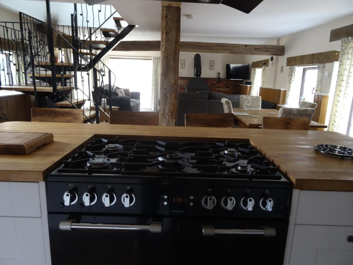 Lowlands Cottage 베컬스 외부 사진